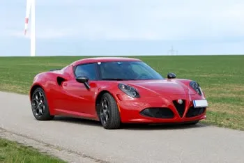 alfa-romeo 4c spider