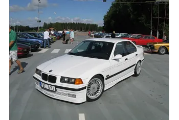 Alpina B3 E36