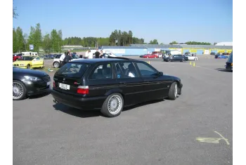 Alpina B3 Touring (E36)