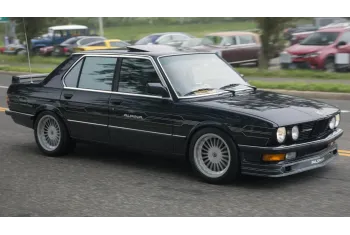 Alpina B7 E28