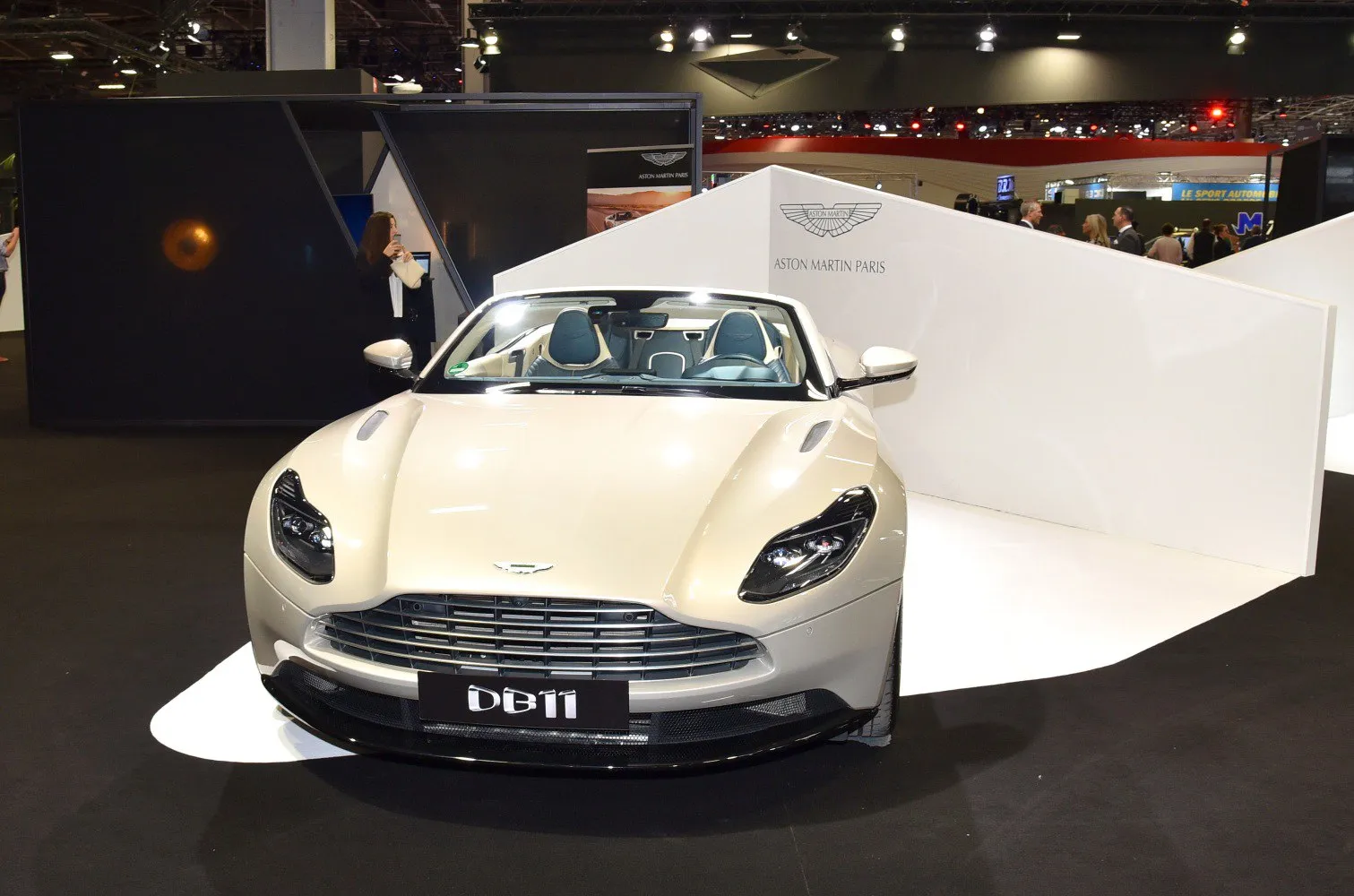 Image for Aston Martin DB11 Volante