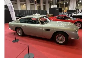 aston-martin db6 volante