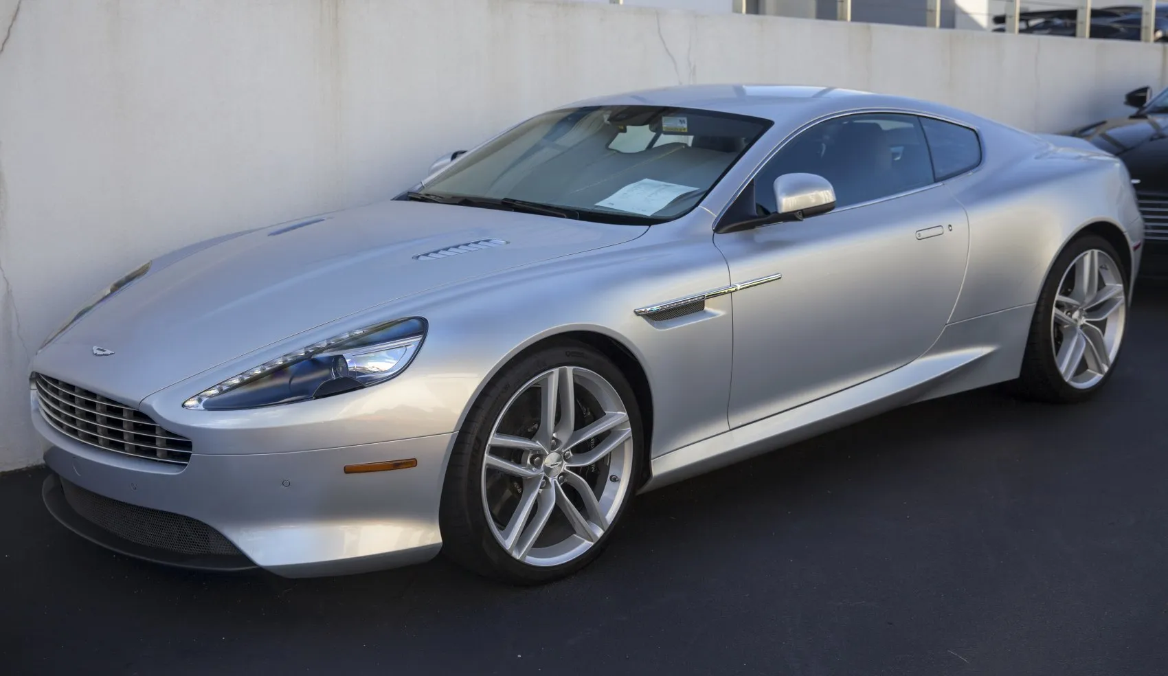 Aston Martin DB9 Coupe (facelift 2012)
