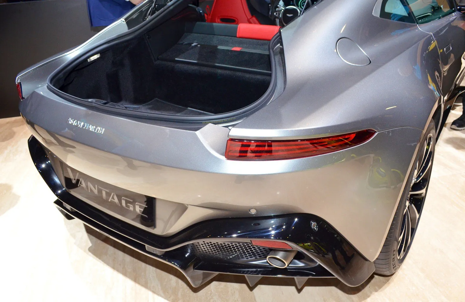 Image for Aston Martin V8 Vantage 2018