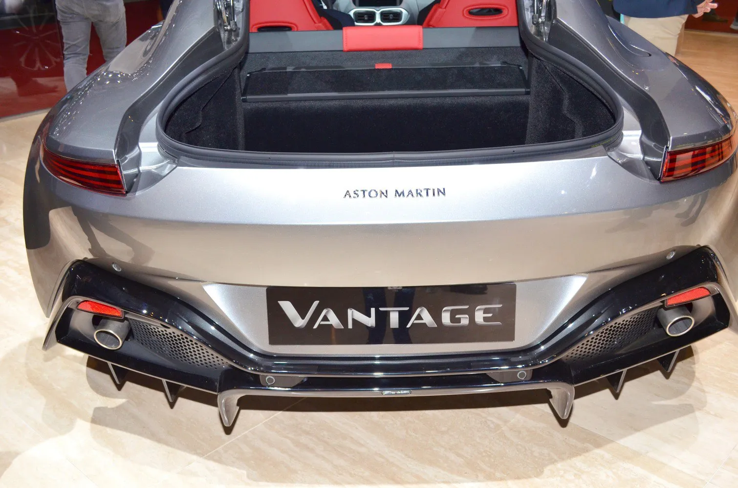 Image for Aston Martin V8 Vantage 2018