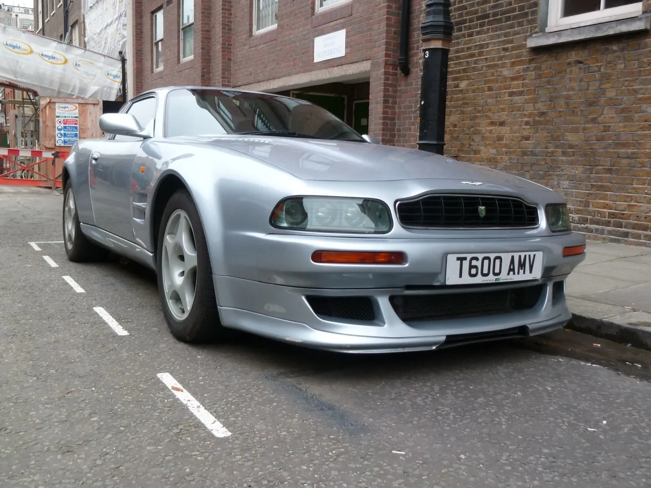 Aston Martin V8 Vantage II