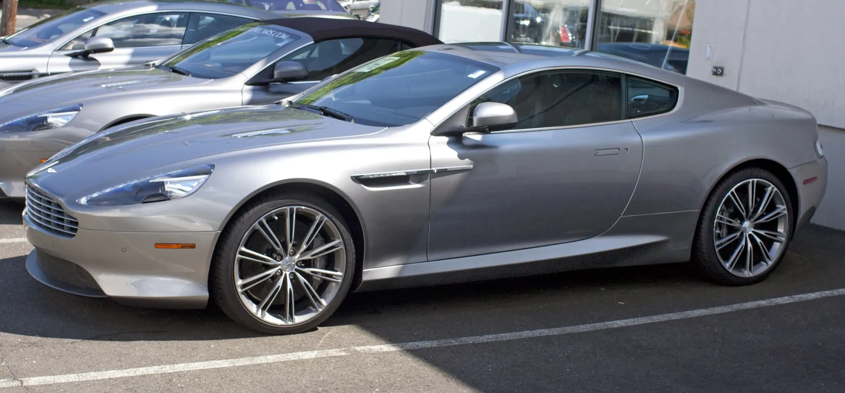 Image for Aston Martin Virage II