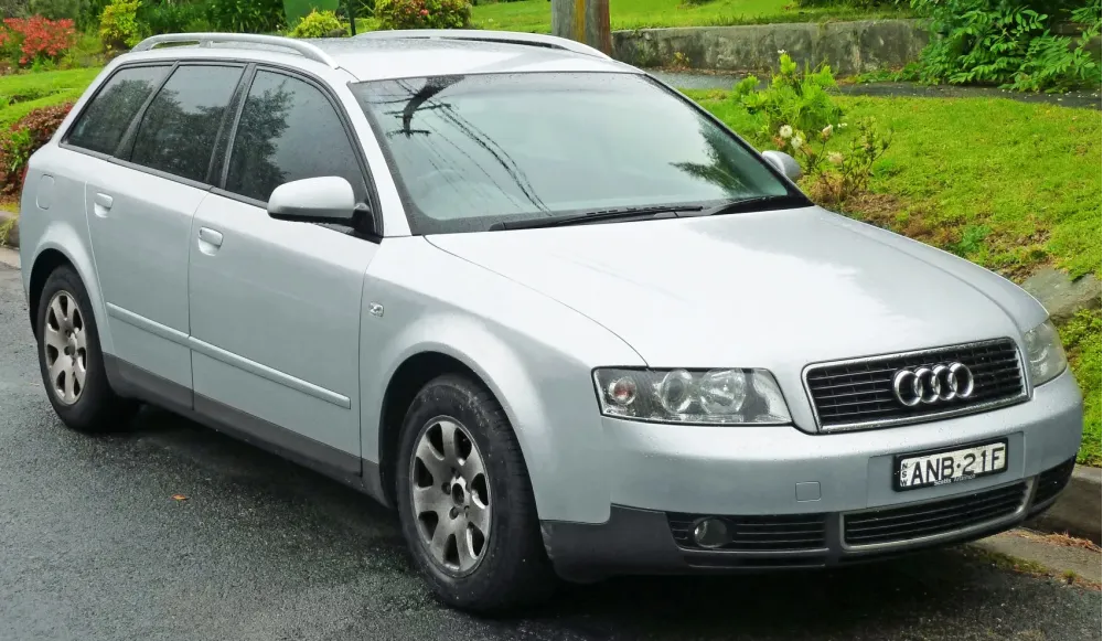 Audi A4 Avant (B6 8E)