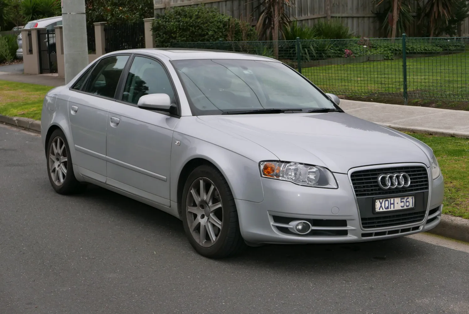 Audi A4 B7 8E
