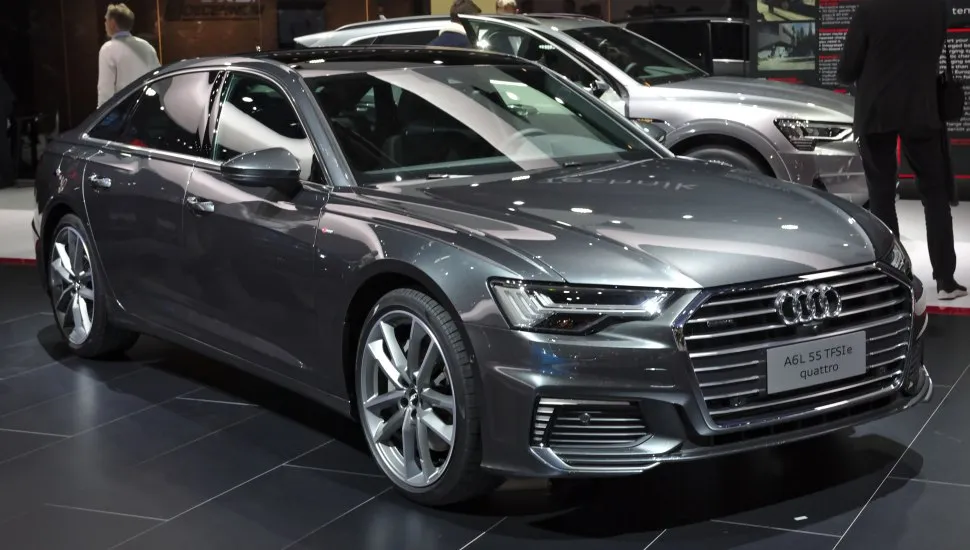 Audi A6 Long (C8)