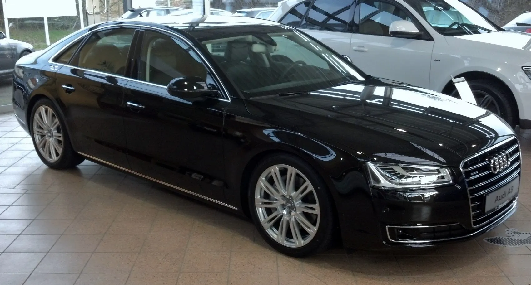 Audi A8 D4,4H facelift 2013