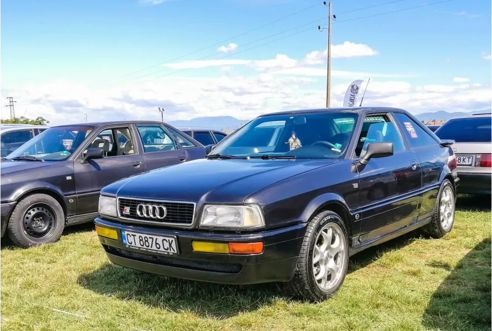 Audi Coupe B4 8C
