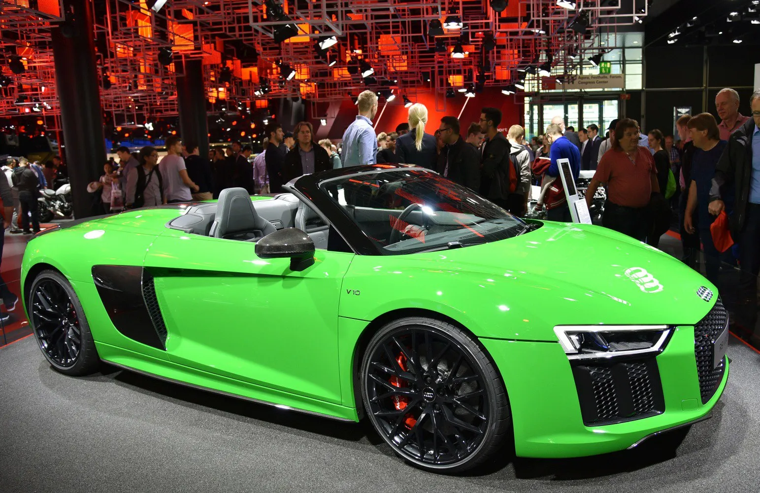 Audi R8 II Spyder (4S)