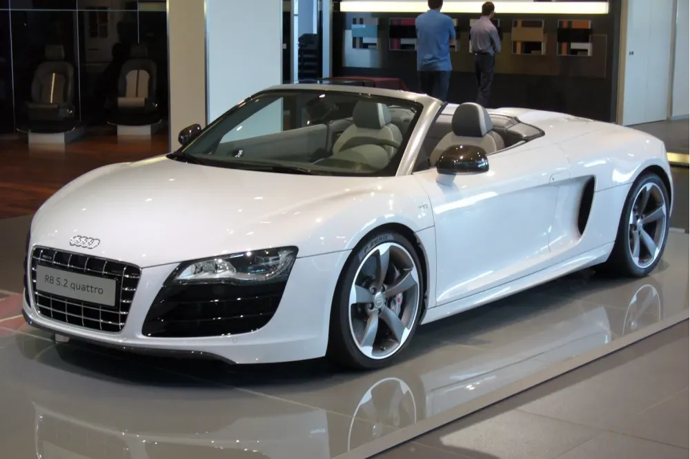 Audi R8 Spyder (42)