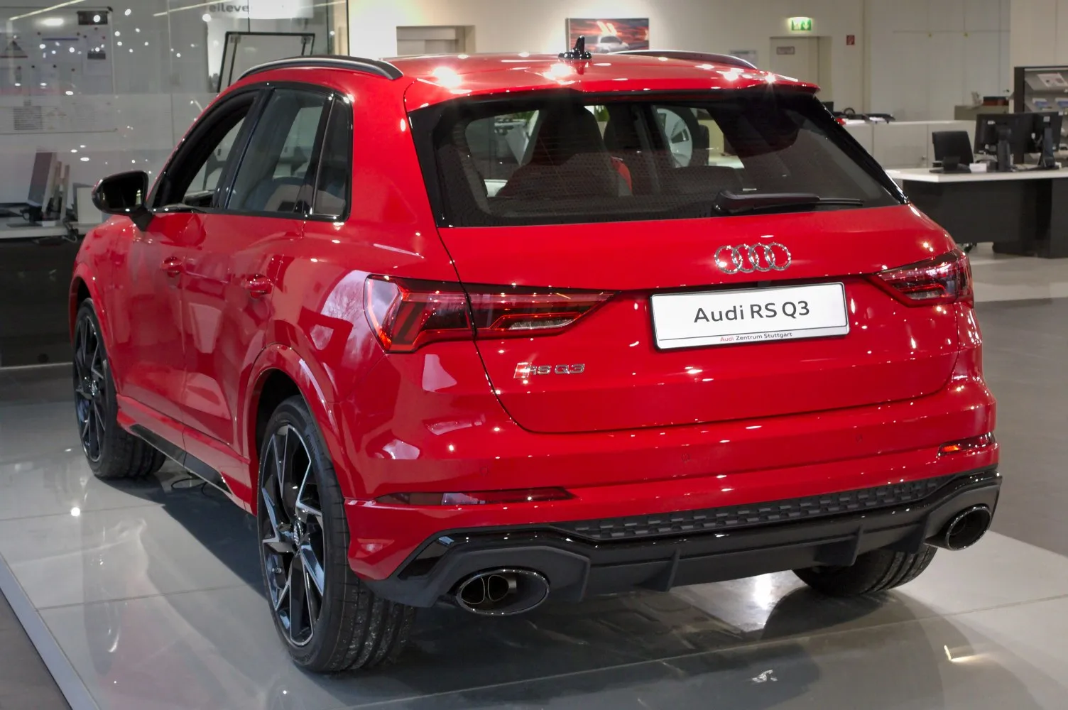 Image for Audi RS Q3 F3