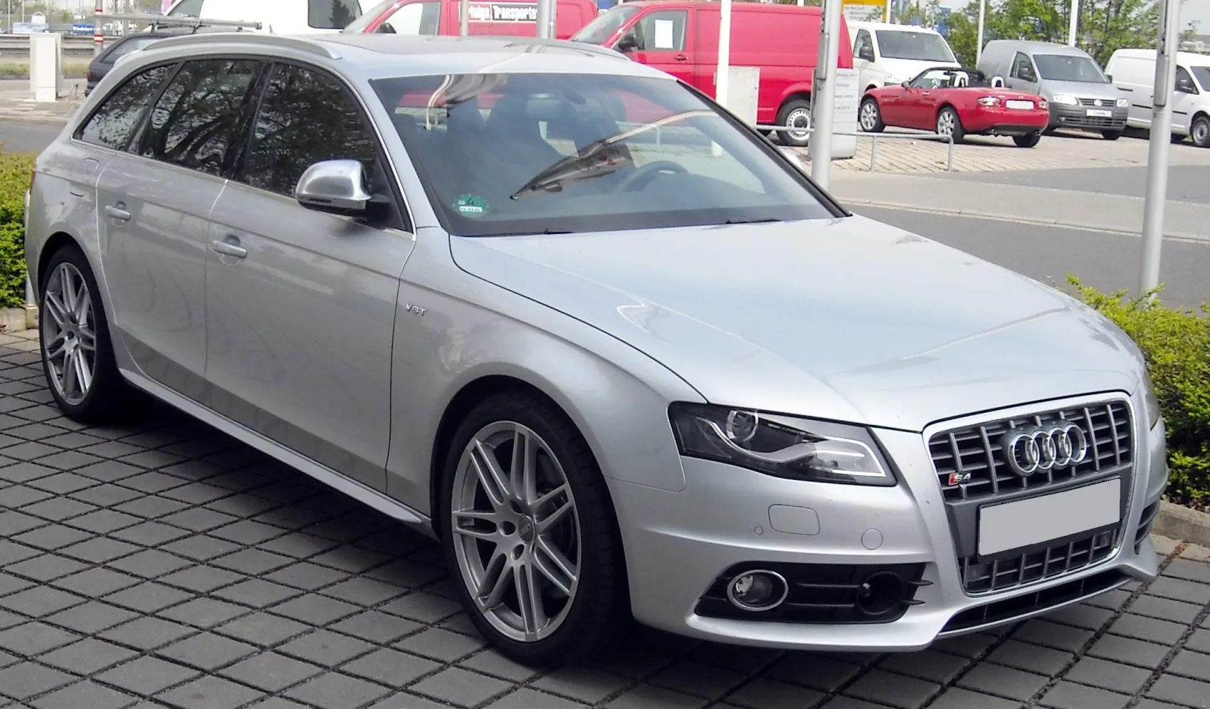 Audi S4 Avant (B8)