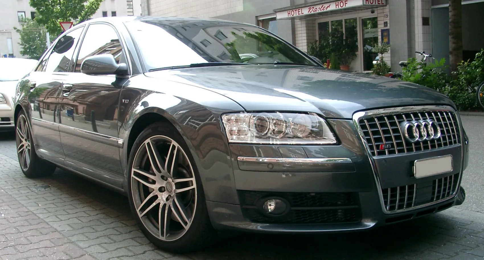 Image for Audi S8 D3