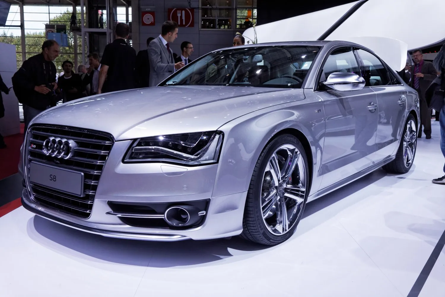 Audi S8 D4