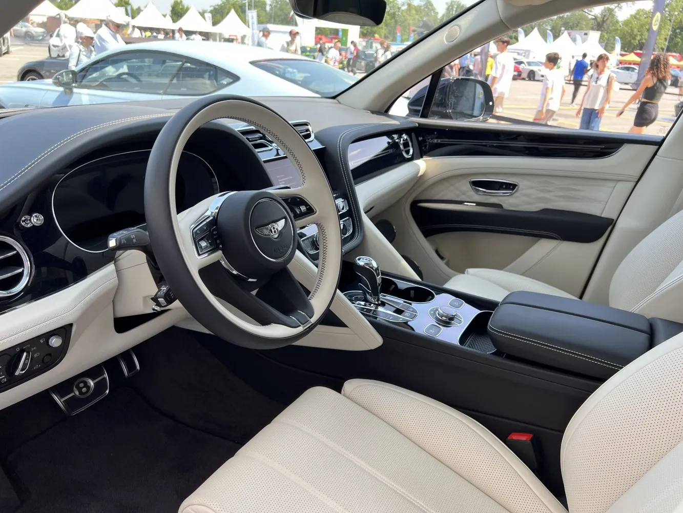 Image for Bentley Bentayga EWB