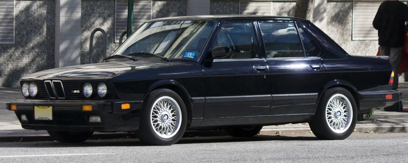 Image for BMW M5 E28