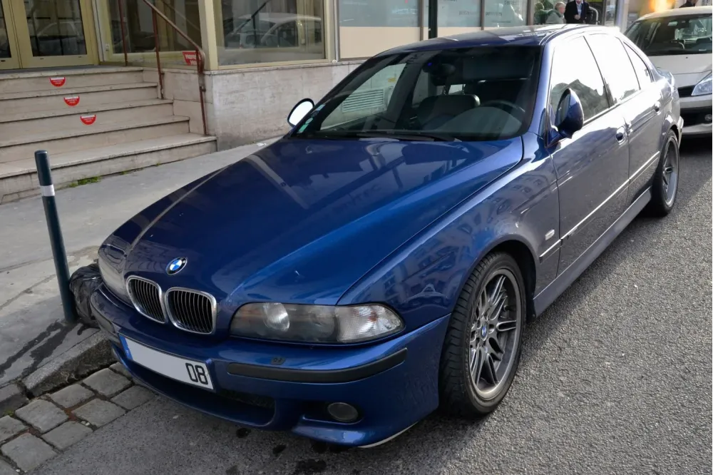 BMW M5 E39