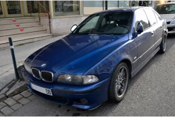 BMW M5 E39