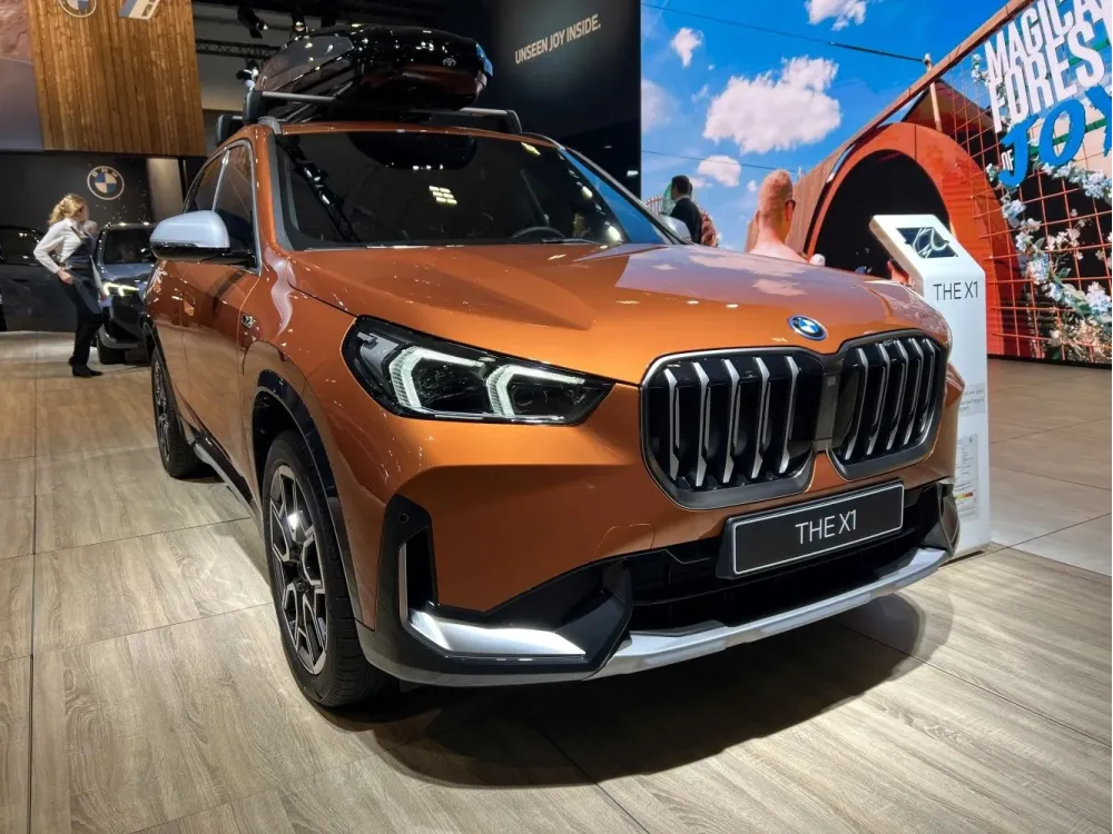 BMW X1 U11