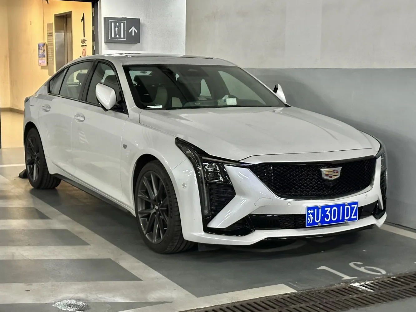Cadillac CT5 facelift 2024