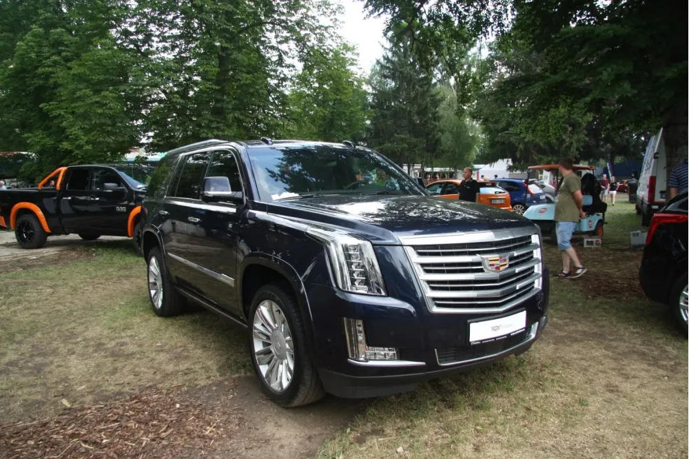 Cadillac Escalade IV