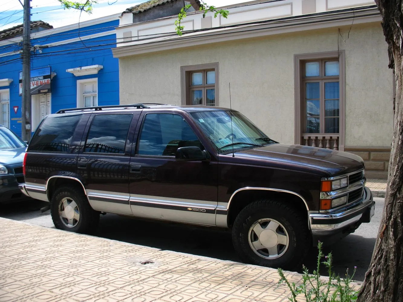 Image for Chevrolet Tahoe GMT410