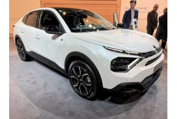 Citroen C4 X Phase I, 2022