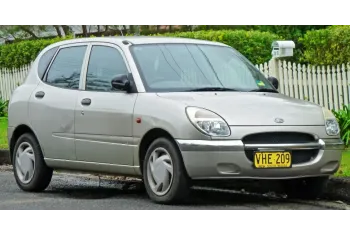 Daihatsu Storia M1