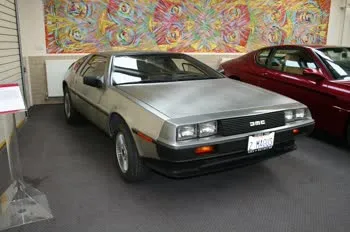 de-lorean dmc-12