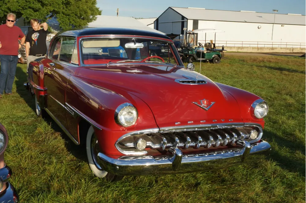 DeSoto Firedome Club Coupe (facelift 1954)