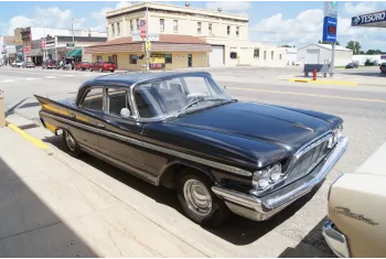 desoto fireflite two-door-hardtop