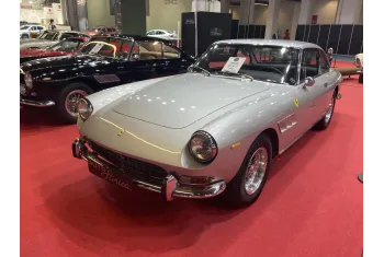Ferrari 330 GT 2+2 (Serie 2)