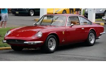 ferrari 365 gtb4-daytona