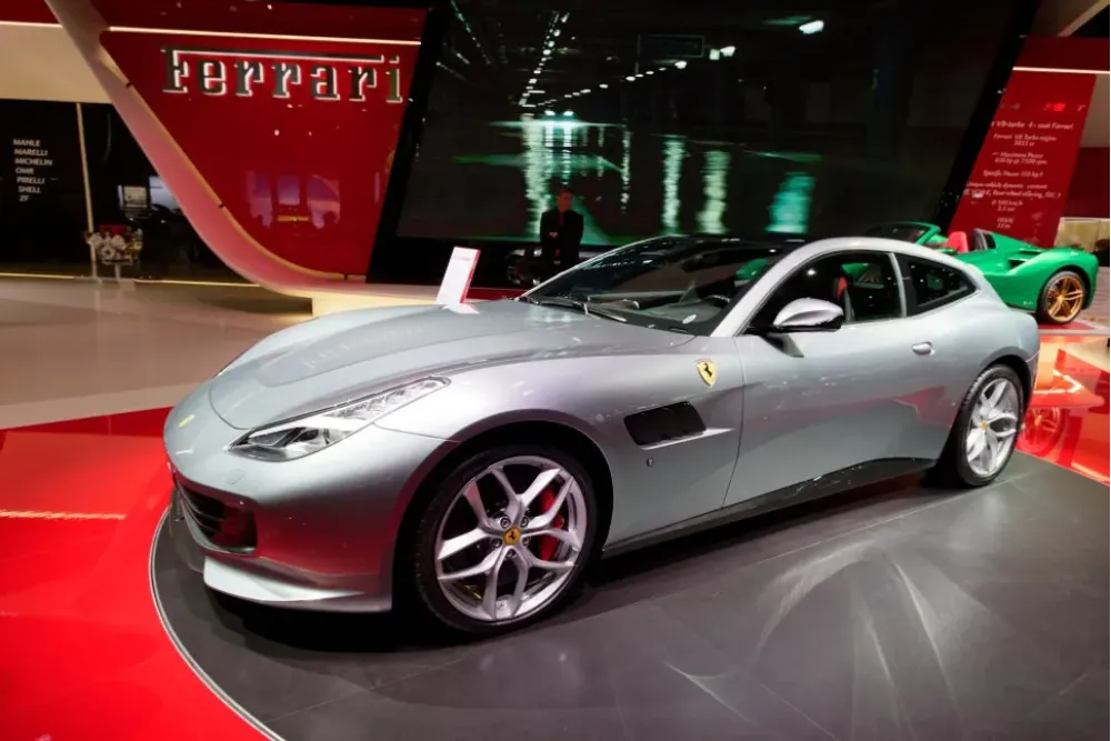 Ferrari GTC4Lusso T