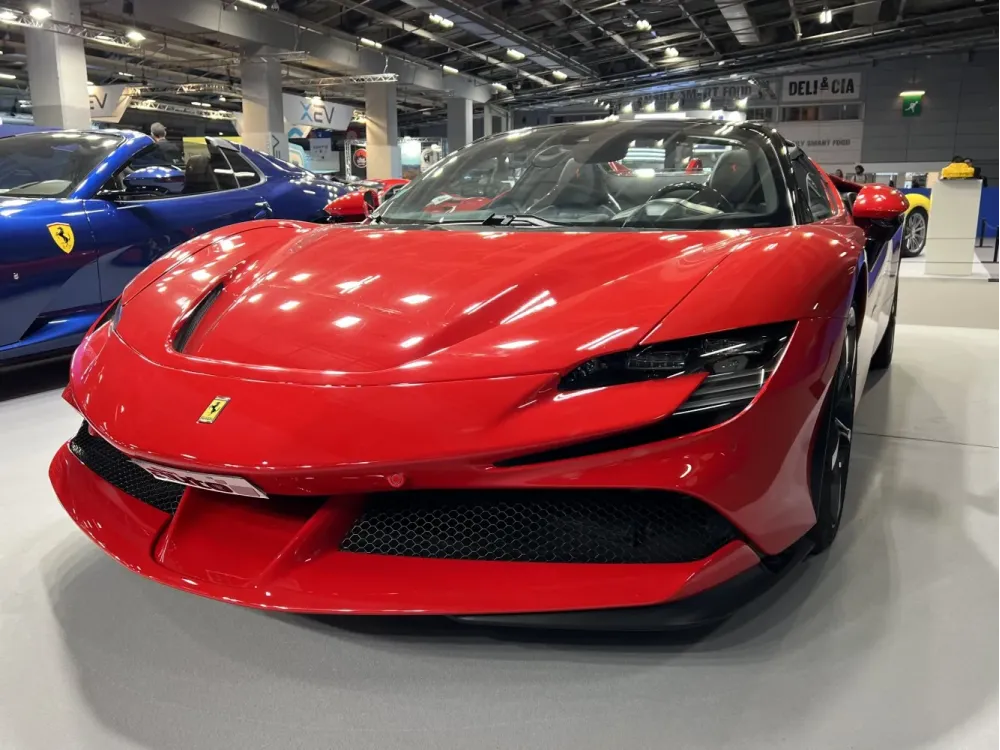 Ferrari SF90 Spider