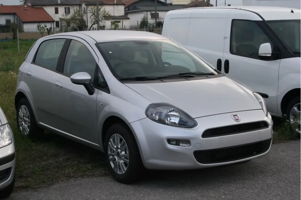 Fiat Punto III (199)