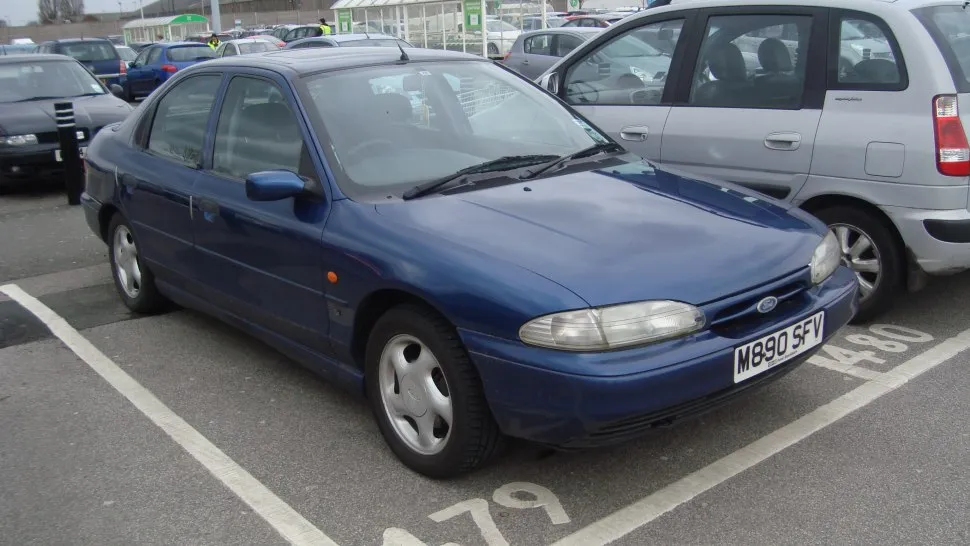 Image for Ford Mondeo I Hatchback