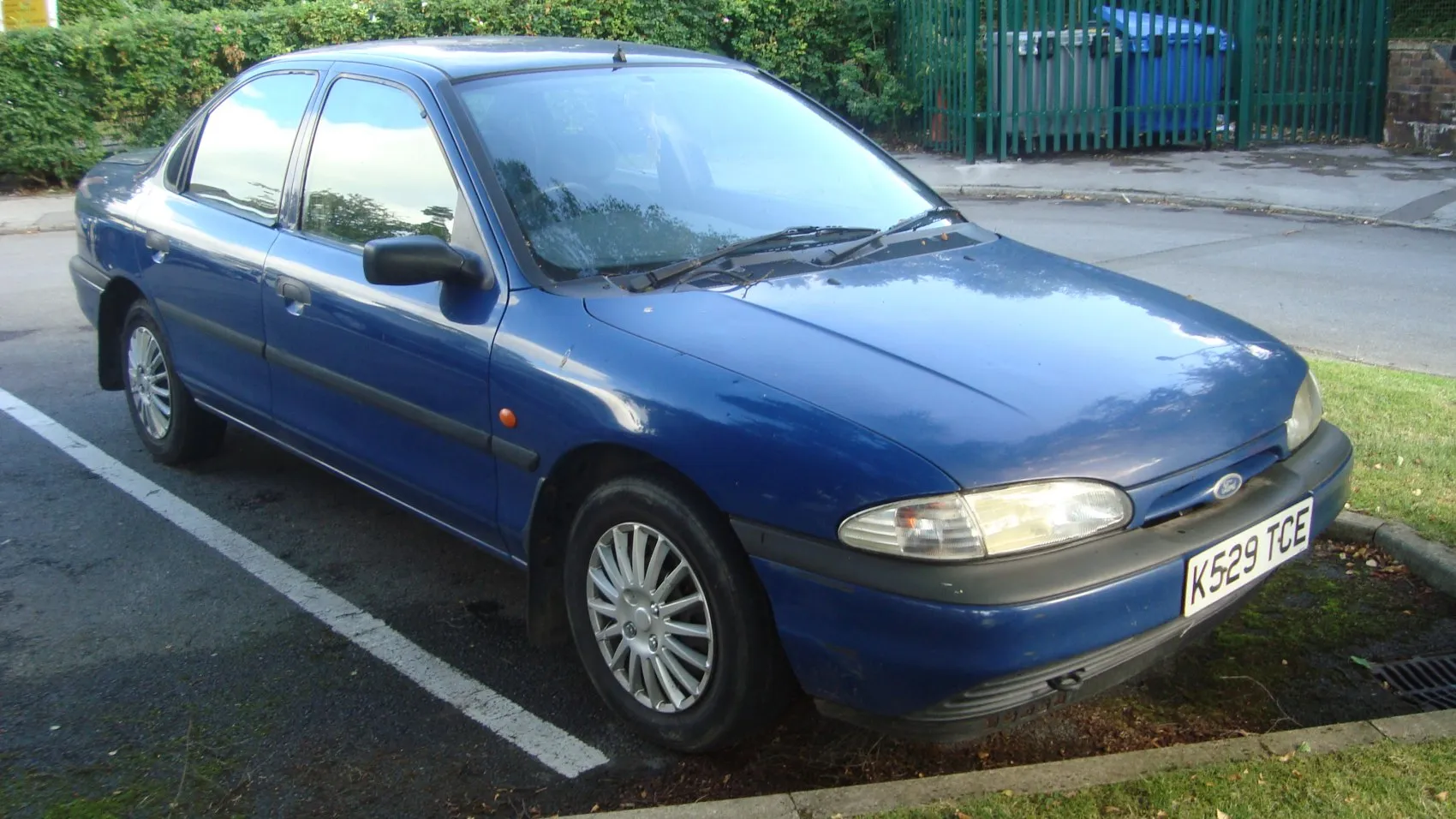 Image for Ford Mondeo I Sedan