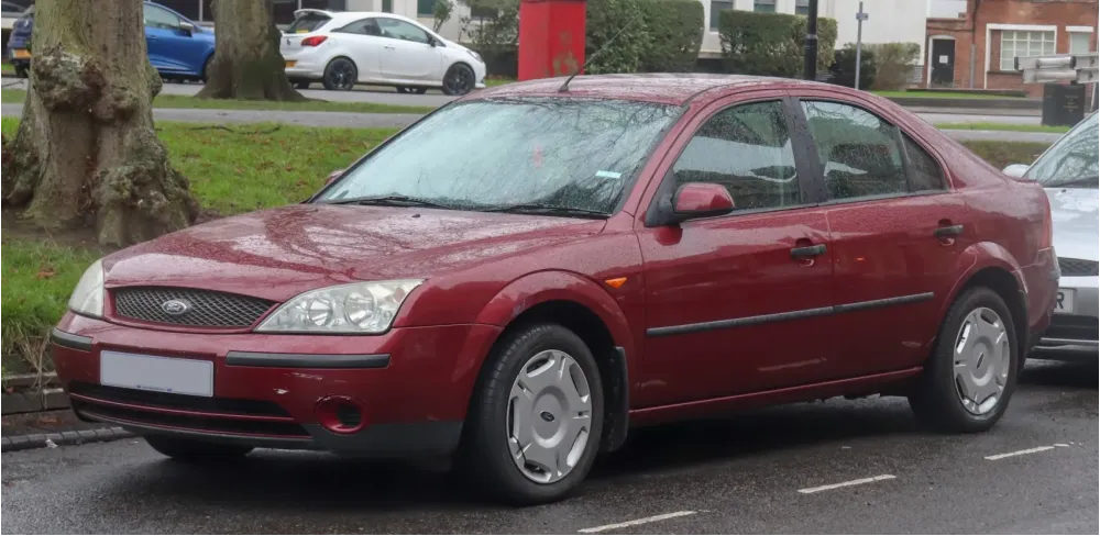 Ford Mondeo II Hatchback