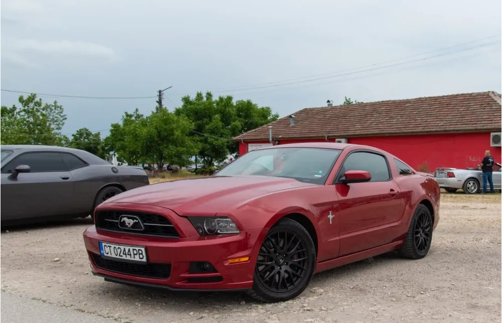 Ford Mustang V (facelift 2012)