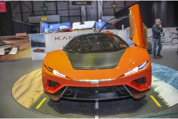 GFG Style Kangaroo Concept