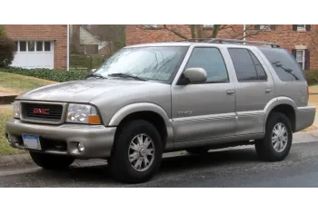 GMC Envoy I (GMT330)