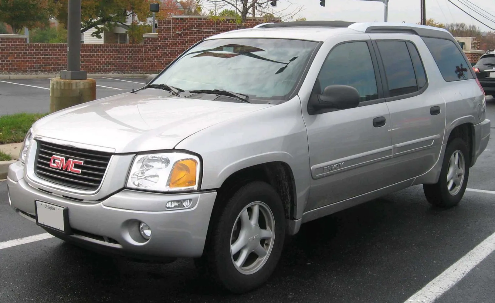 GMC Envoy II XUV (GMT305)