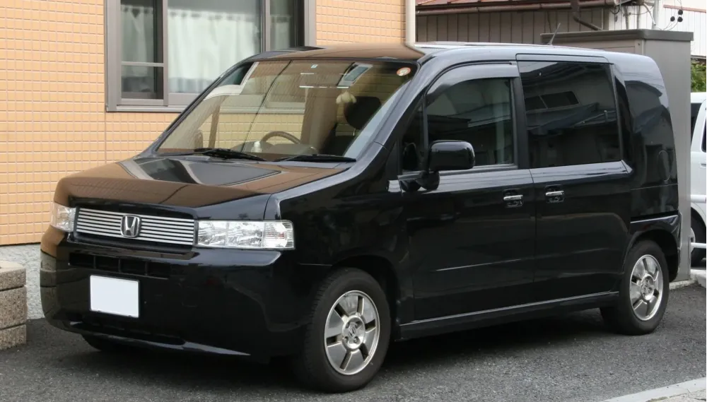 Honda Mobilio Spike