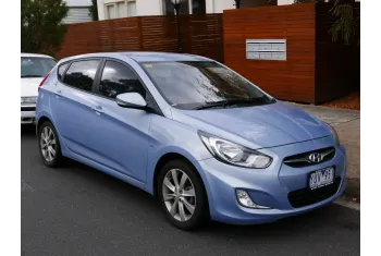 Hyundai Accent IV Hatchback