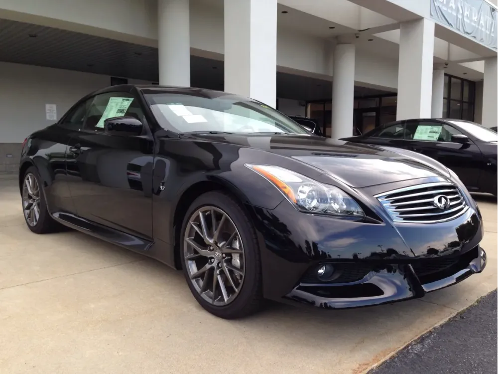 Infiniti Q60 I Convertible
